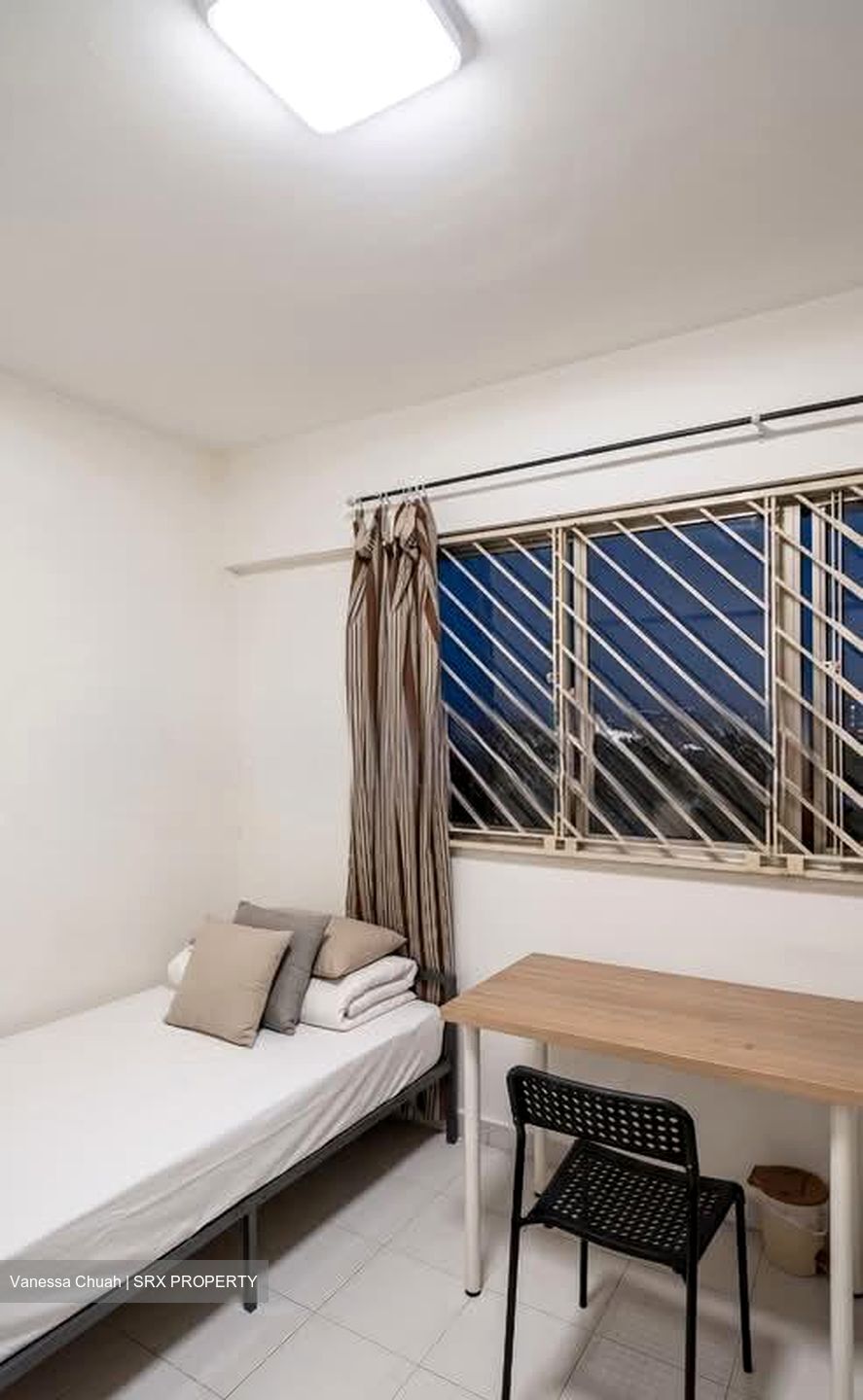 Blk 410 Jurong West Street 42 (Jurong West), HDB Executive #574548341